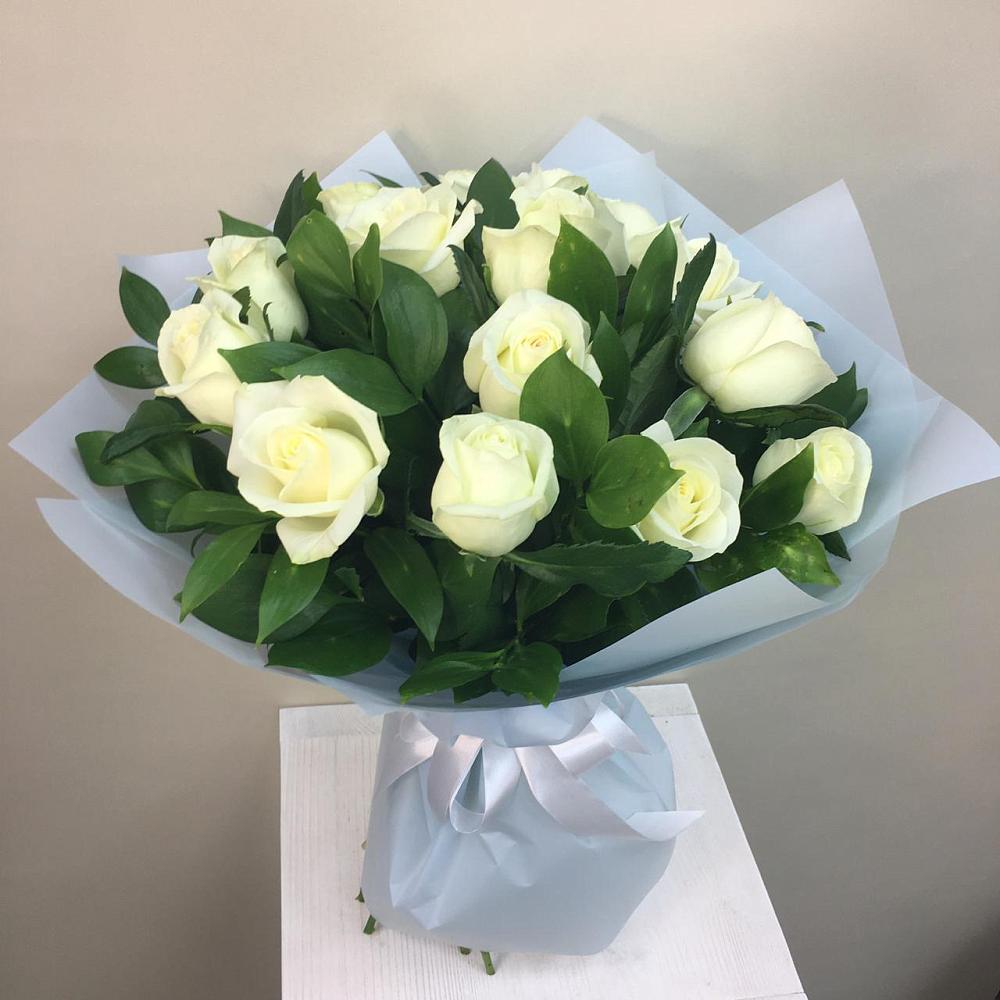Букет 15 Белых роз Проуд в Большом Сорокино
