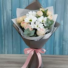 Букет цветов из:  Хризантемы и Розы в Большом Сорокино