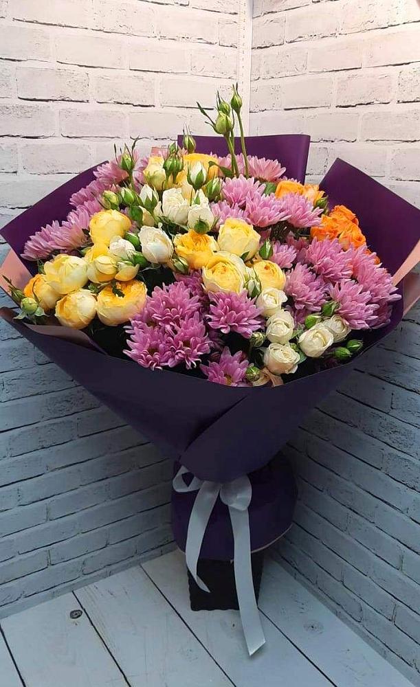 Букет цветов из: Хризантемы и Розы в Большом Сорокино