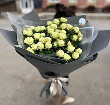 Букет Белые кустовые розы Солинеро в Большом Сорокино