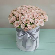 Цветочная композиция из Розы в шляпной коробке в Большом Сорокино