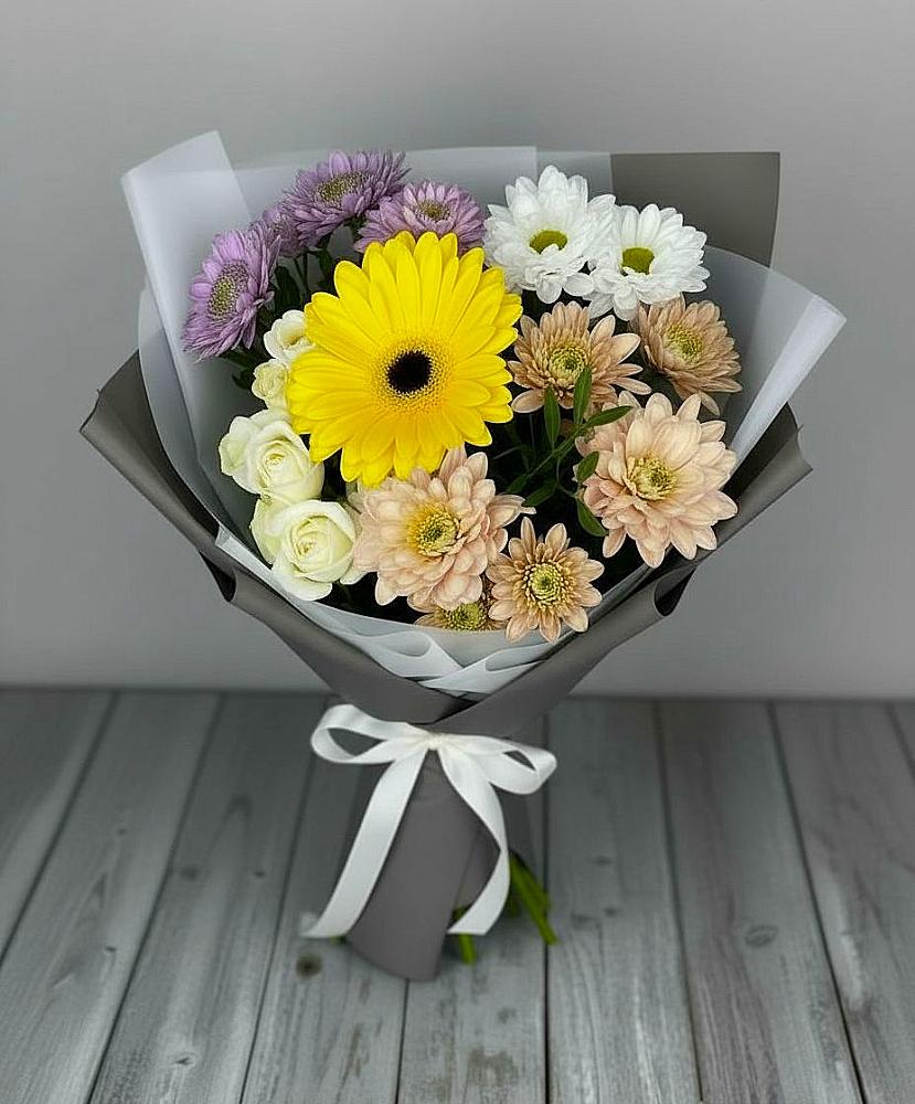 Букет цветов из: Розы, Герберы и Хризантемы в Большом Сорокино