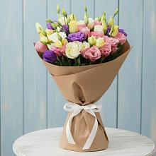 Букет цветов из:  Лизиантусы в Большом Сорокино