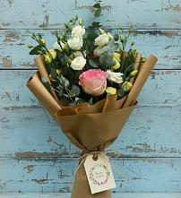 Букет цветов из:  Розы и Лизиантусы в Большом Сорокино