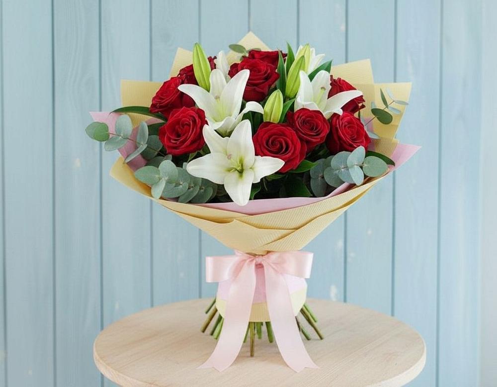 Букет цветов из: Лилии и Розы в Большом Сорокино